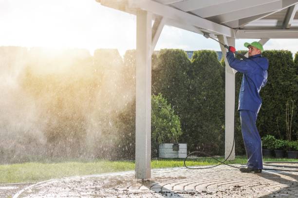 Best Animal Enclosure Cleaning  in Aust, IN